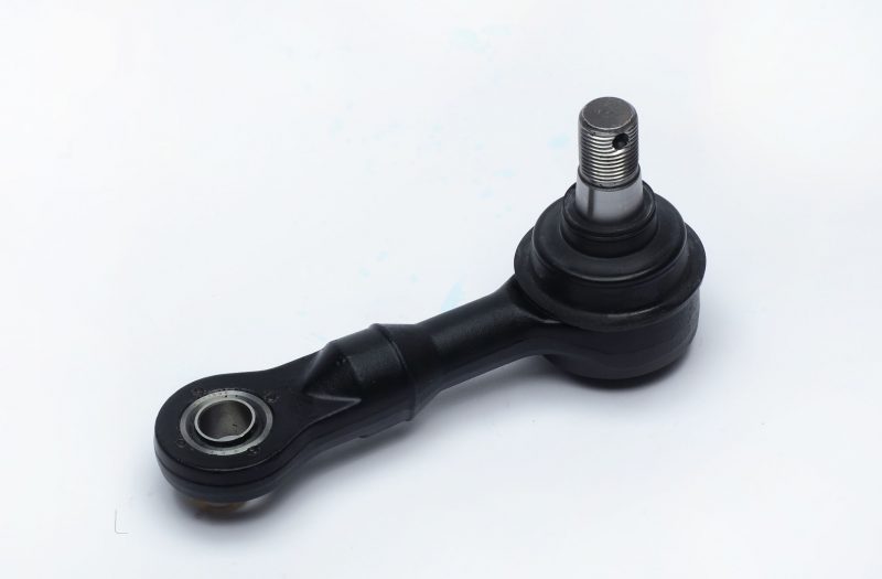Forklift ball joint and tie rod assembly